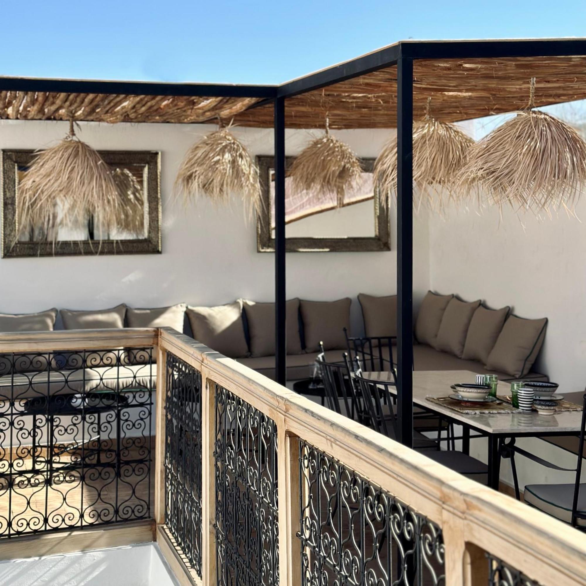 De L'o With Pool, Rooftop, Free Breakfast Holiday home Marrakesh